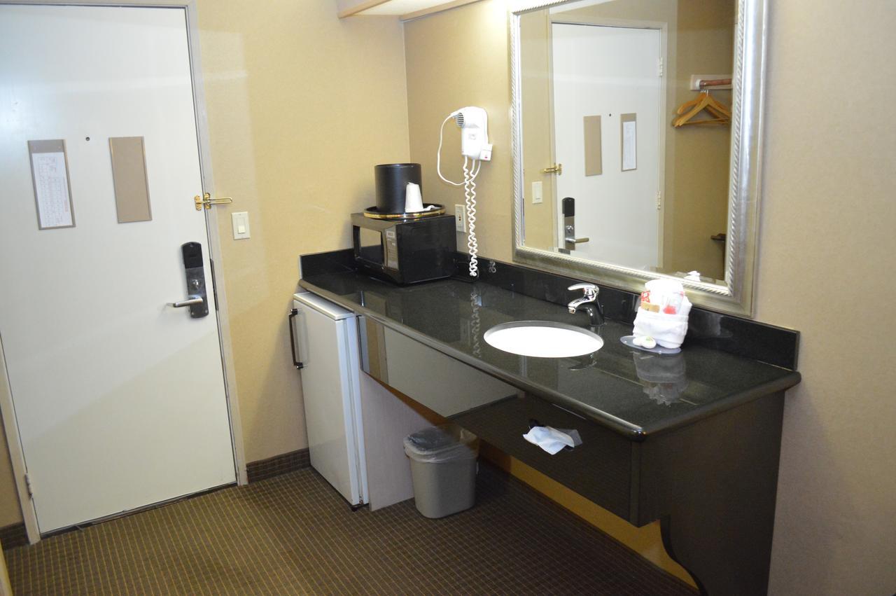 Briarwood Suites Portland Exteriör bild