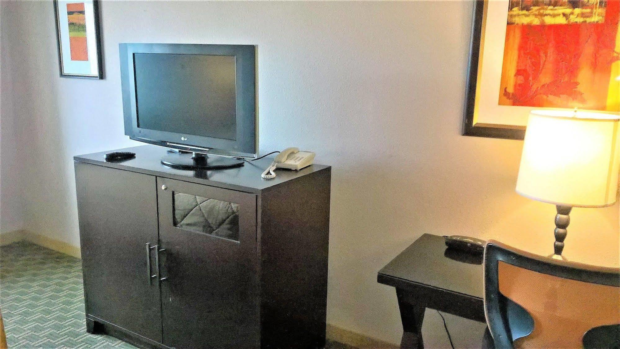 Briarwood Suites Portland Exteriör bild